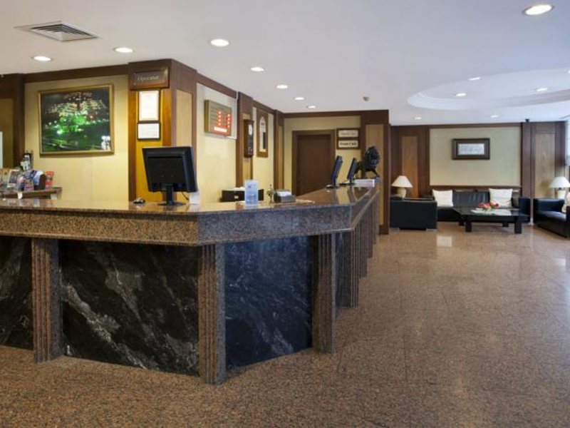 Lion Hotel 94167