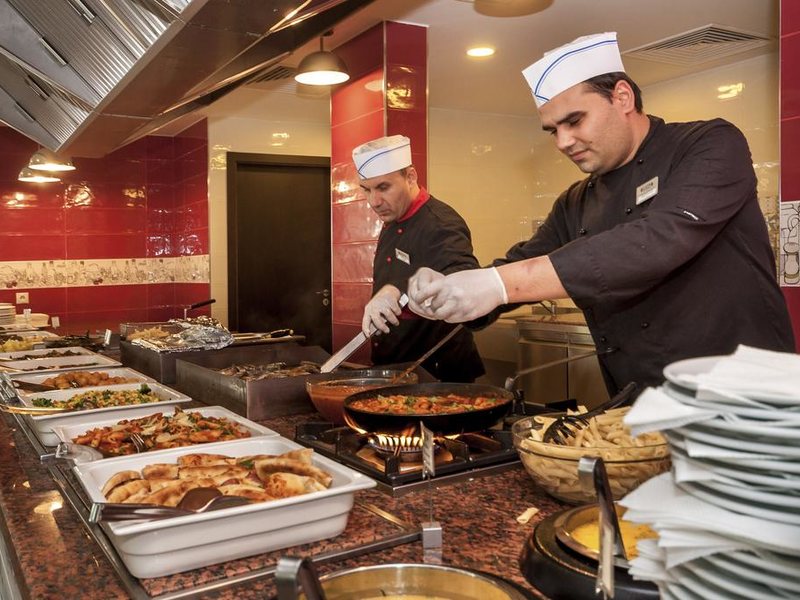 Lion (Sunny Beach)  172126