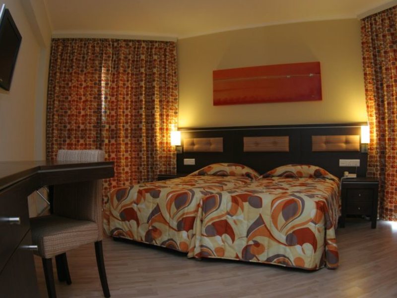 Livadhiotis City Hotel 103486