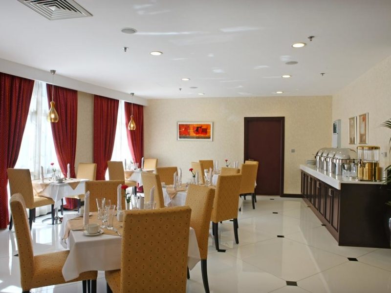 London Suites Hotel  181759