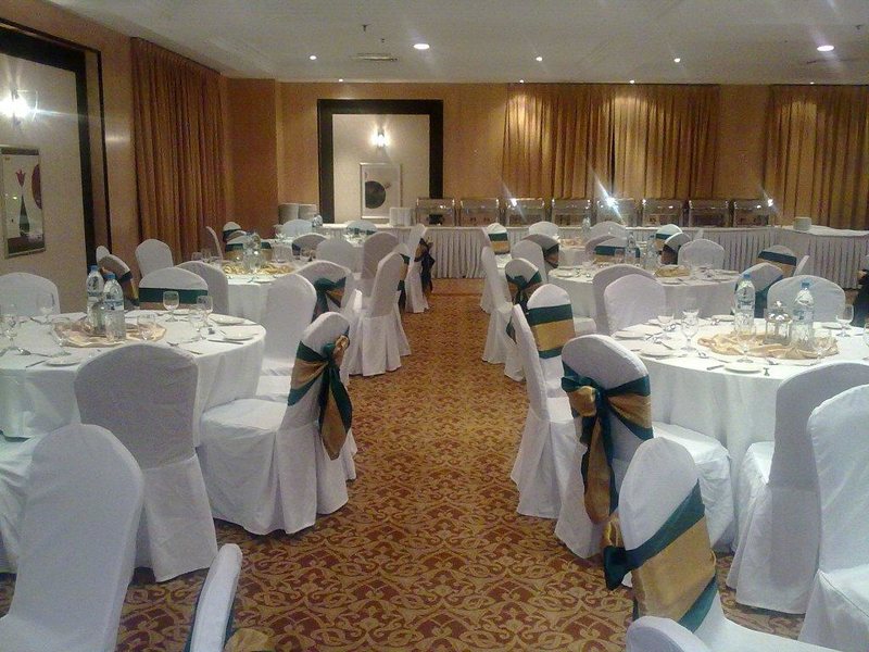 London Suites Hotel  181761