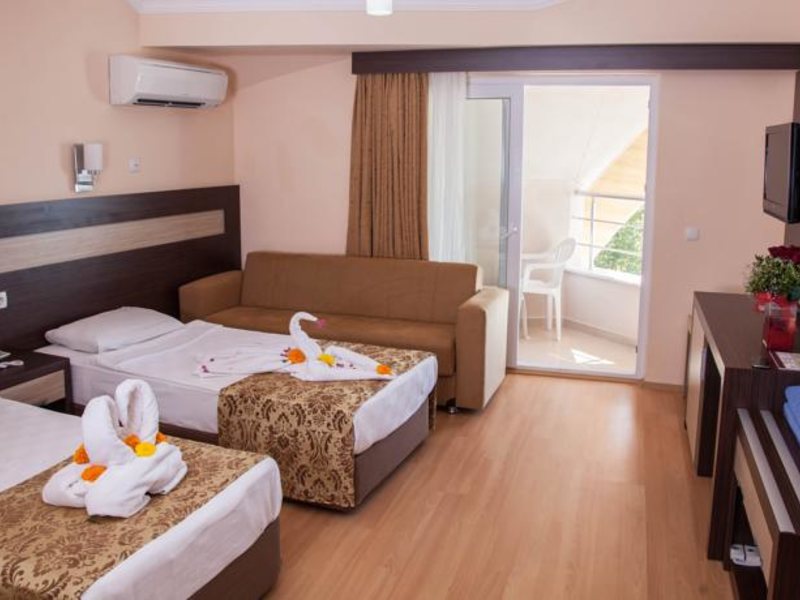 Lonicera World Hotel 94290