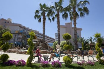 Lonicera World Hotel