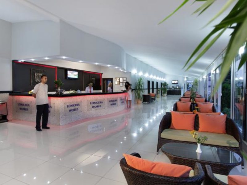 Lonicera World Hotel 94310