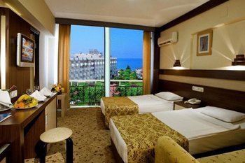 Lonicera World Hotel