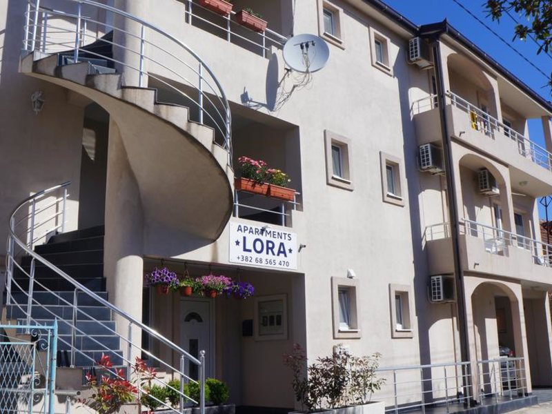 Lora Apartments 308233