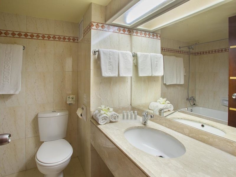 Lordos Beach Hotel 206098