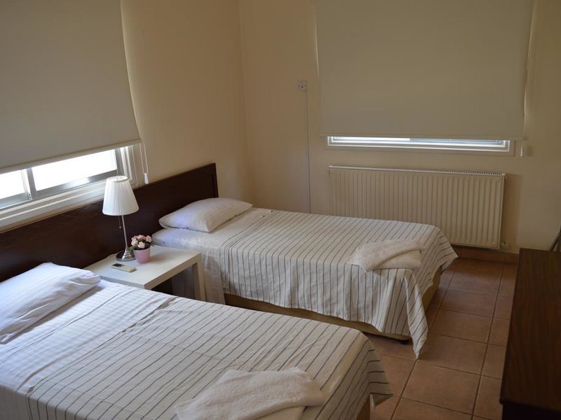 Lordos Hotel Apts 290552