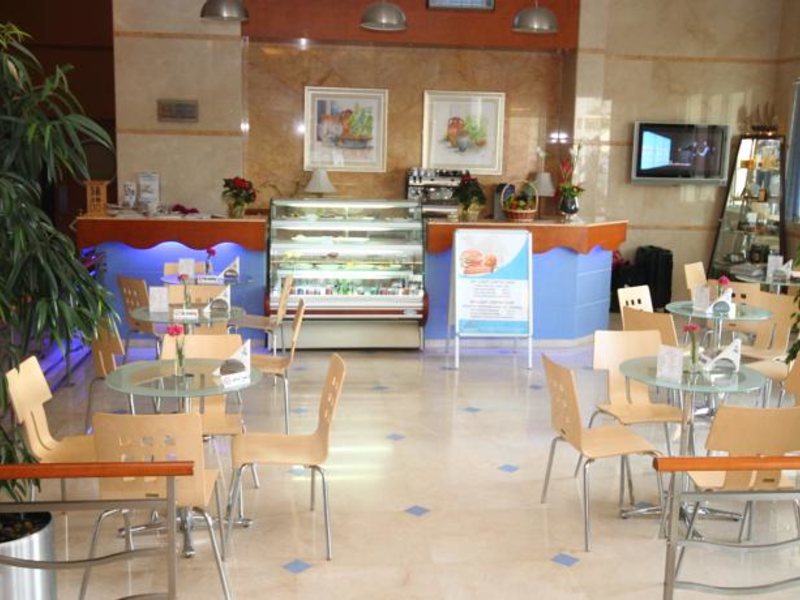 Lords Beach Hotel Sharjah 47851