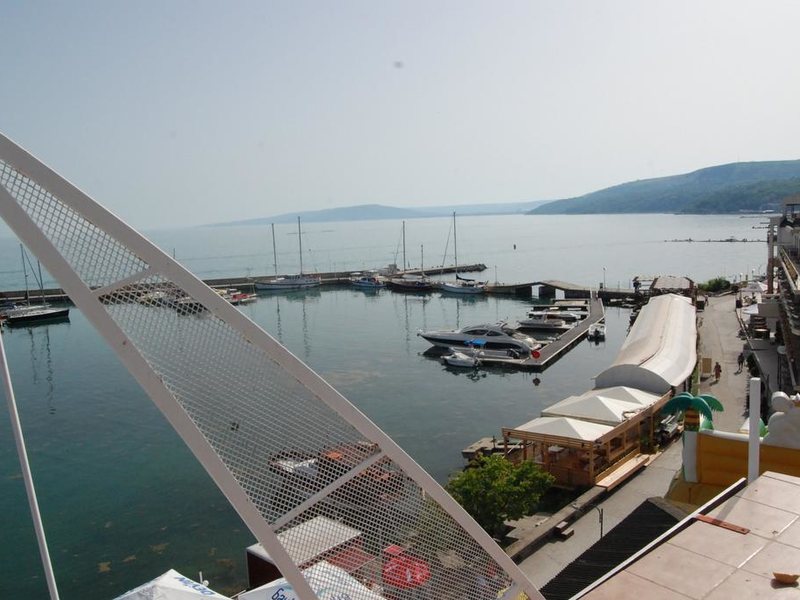 Lotos (Balchik)  166150