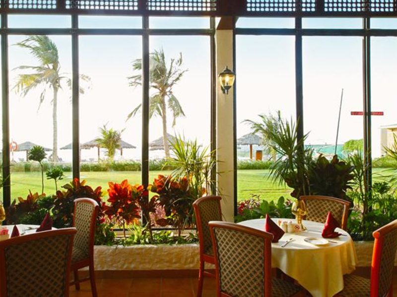 Lou Lou A Beach Resort 118032