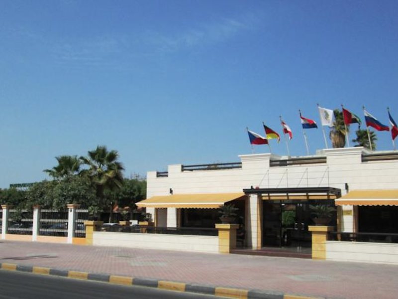 Lou Lou A Beach Resort 118039