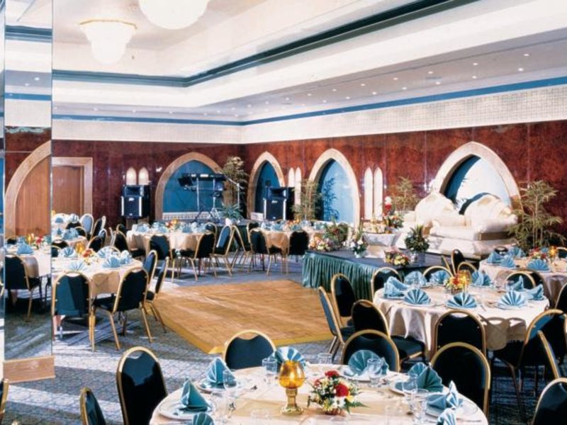 Lou Lou A Beach Resort 47924