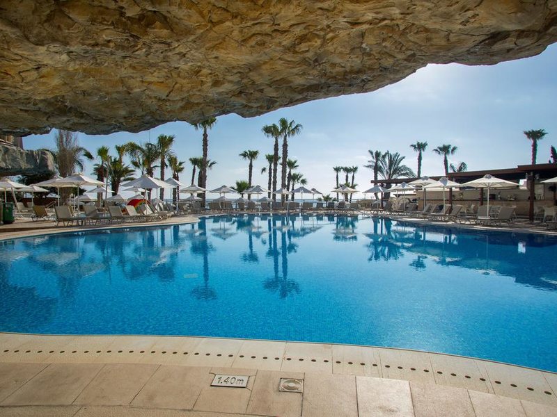 Louis Althea Beach 289668