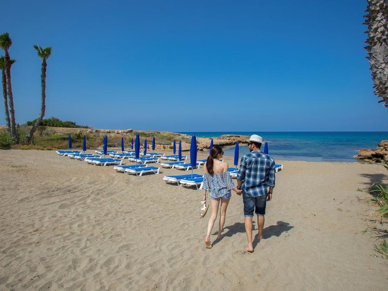 Louis Althea Beach 289672