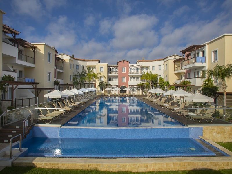 Louis Althea Beach 289674