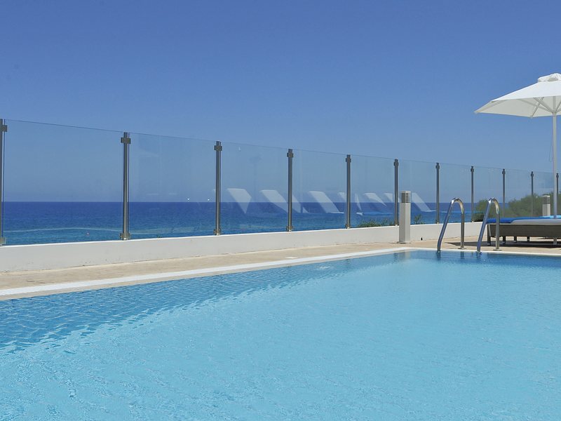 Louis Althea Kalamies Luxury Villas 103500