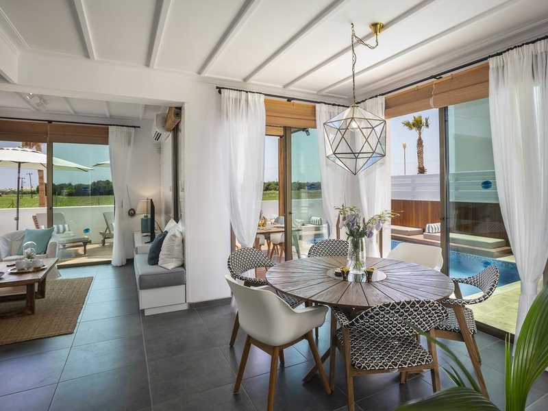 Louis Chris Le Mare Luxury Villa 291939