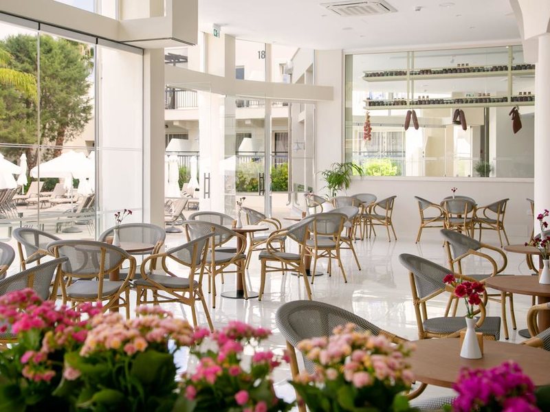 Louis Paphos Breeze 290152