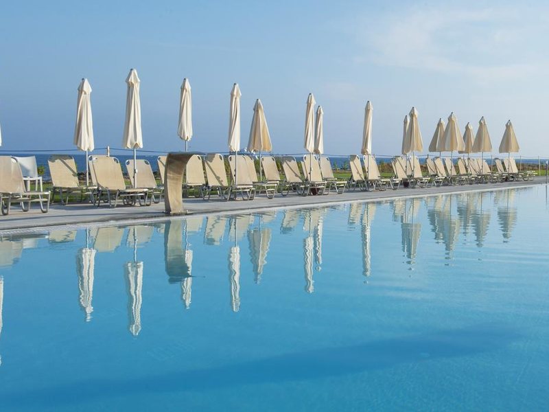 Louis Phaethon Beach 290194