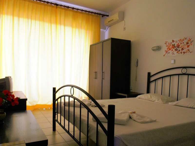 Loutanis Hotel 78024