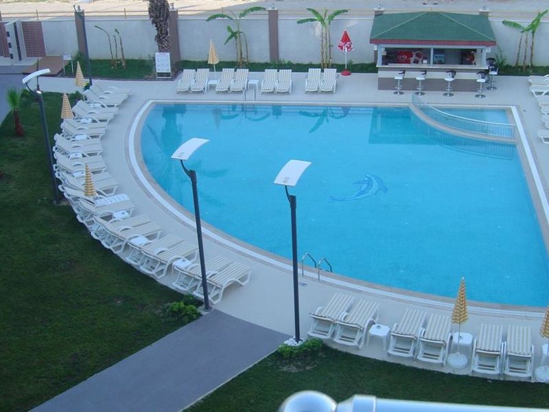 Lowe Hotel Side 277909