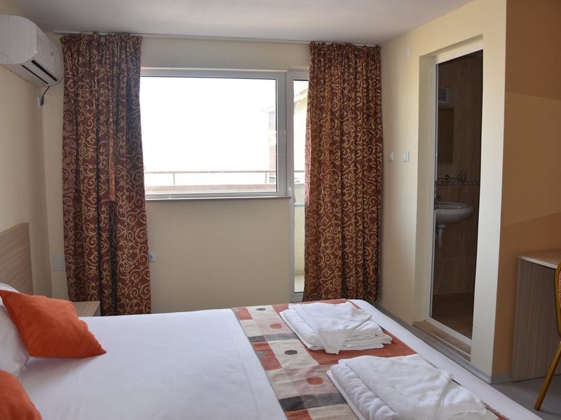 Lucky Family Aparthotel 311791