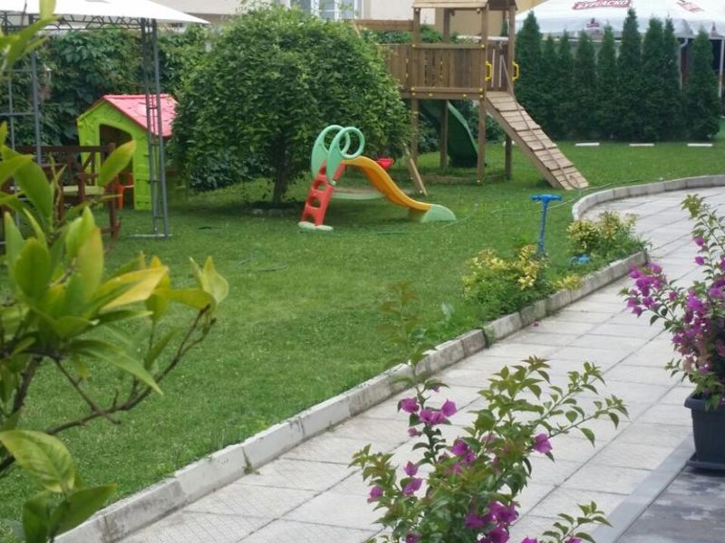 Lucky Family Aparthotel 311800