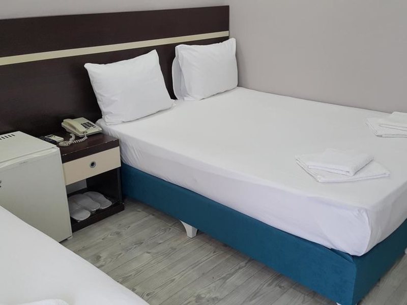 Luna Hotel Lara 303527