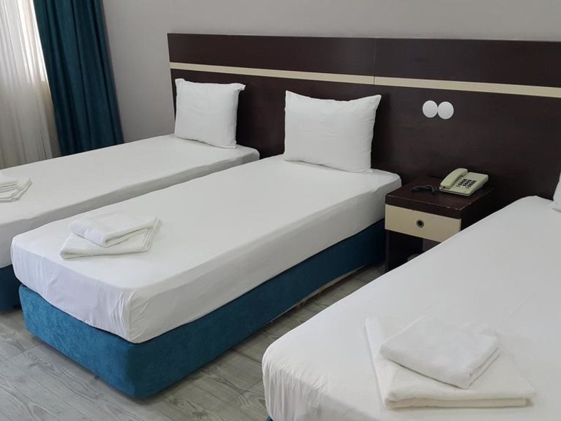 Luna Hotel Lara 303530