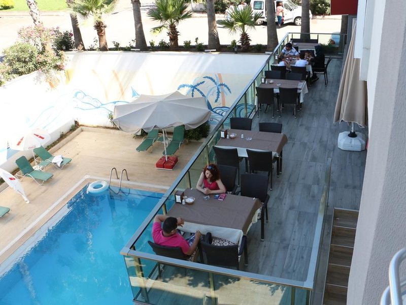 Luna Hotel Lara 303536