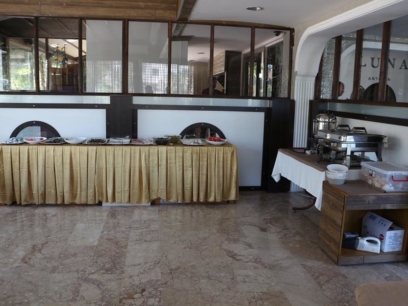 Luna Hotel Lara 303537