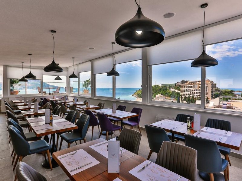 Lusso Mare Hotel 308253