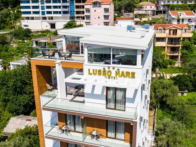 Lusso Mare Hotel 308262