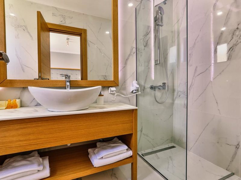 Lusso Mare Hotel 308265