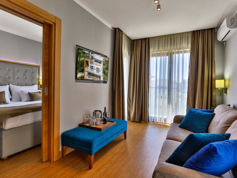 Lusso Mare Hotel 308267