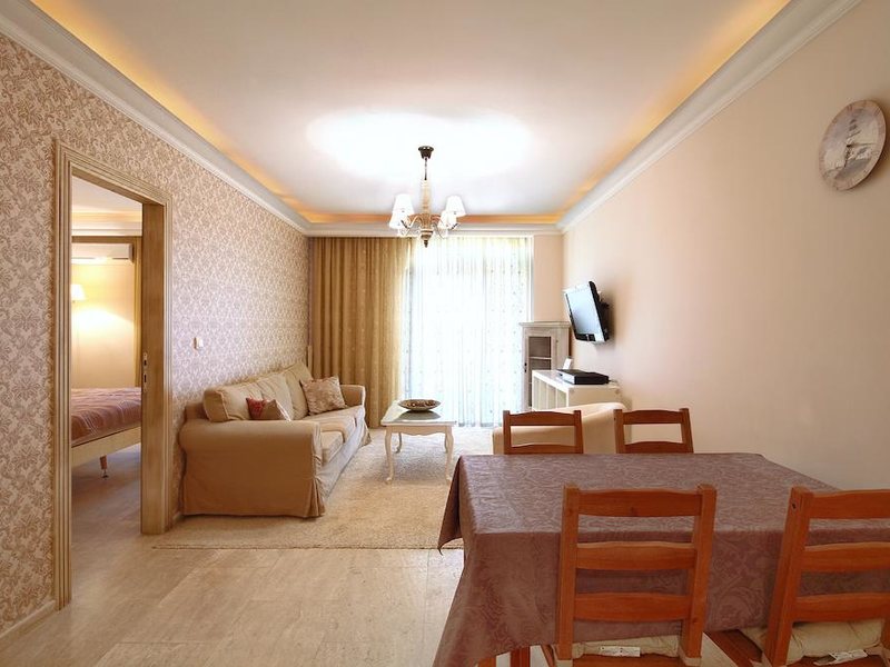 Lux M Apartments 307259