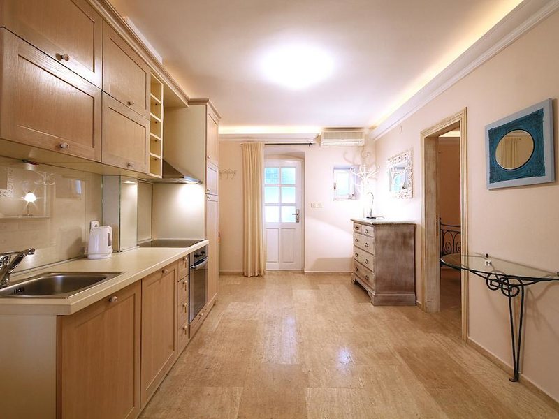 Lux M Apartments 307260