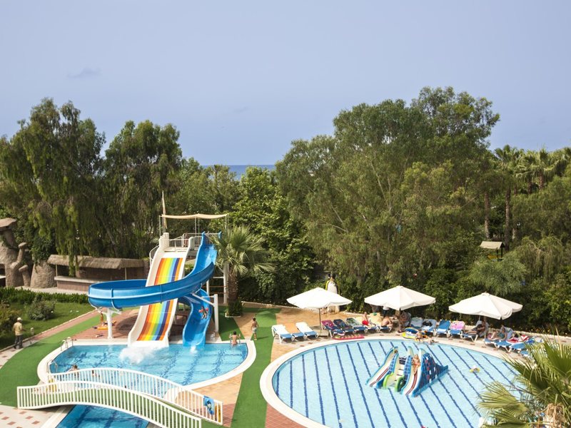 Lycus Beach Hotel 71500