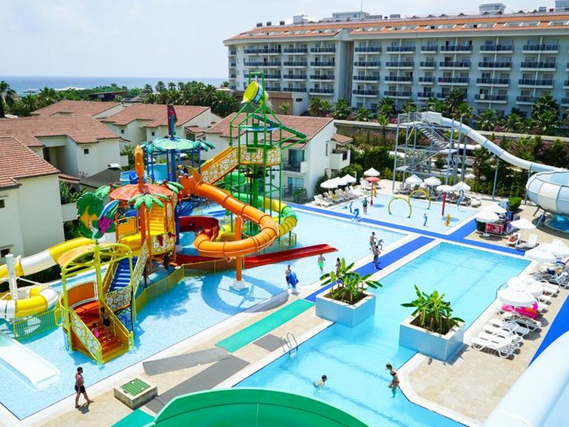 Lyra Resort Hotel 295680