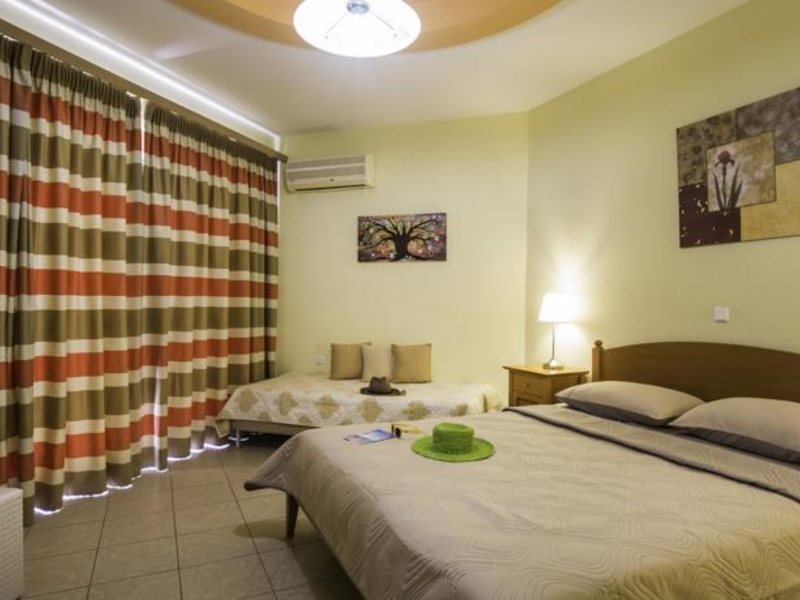 Lyristis Studios 78516