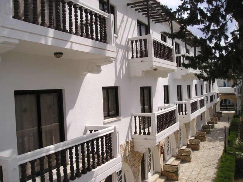 Lysithea Hotel Apts 103518