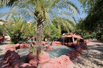 MC Mahberi Beach Hotel