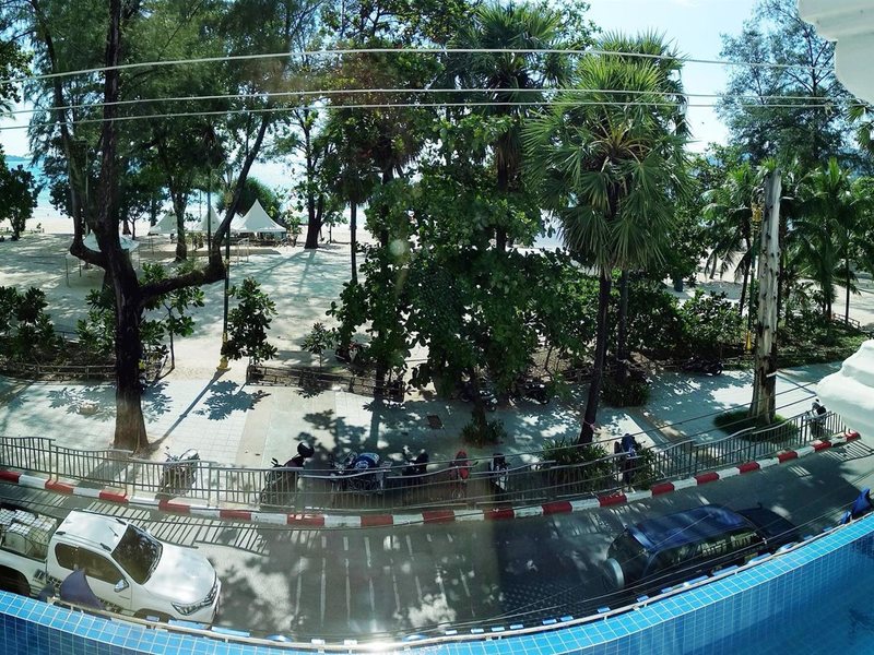 MODERN LIVING HOTEL 273144