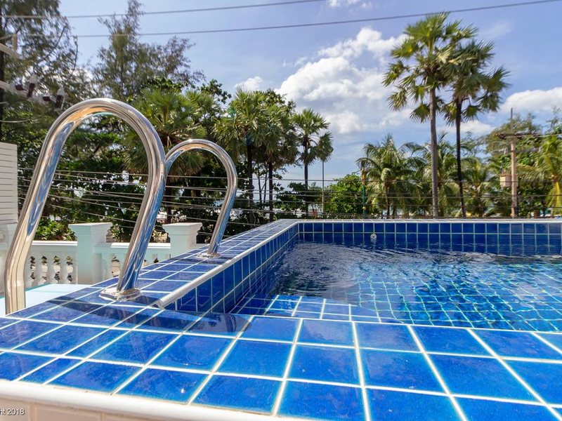 MODERN LIVING HOTEL 273147