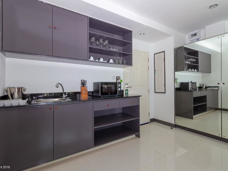 MODERN LIVING HOTEL 273148