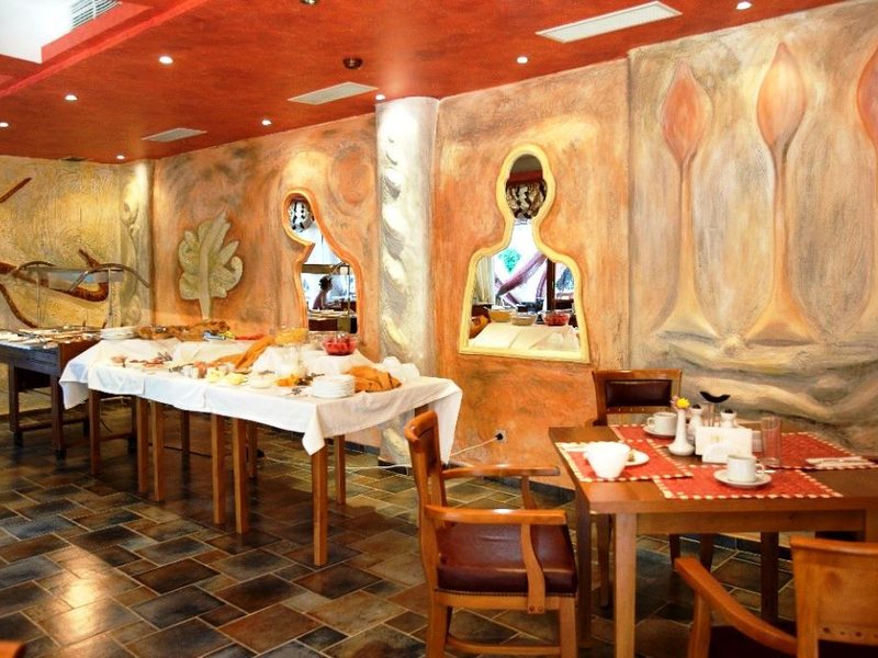 MPM Orpheus Boutique 312107