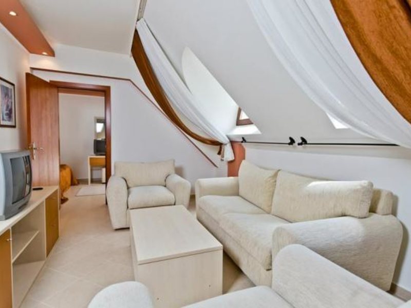 MPM Orpheus Boutique 312117