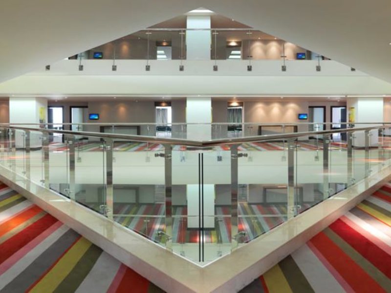 M Hotel Downtown by Millennium (ex 118450