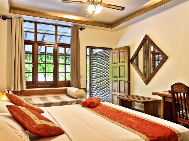 Maayafushi Tourist Resort 325153